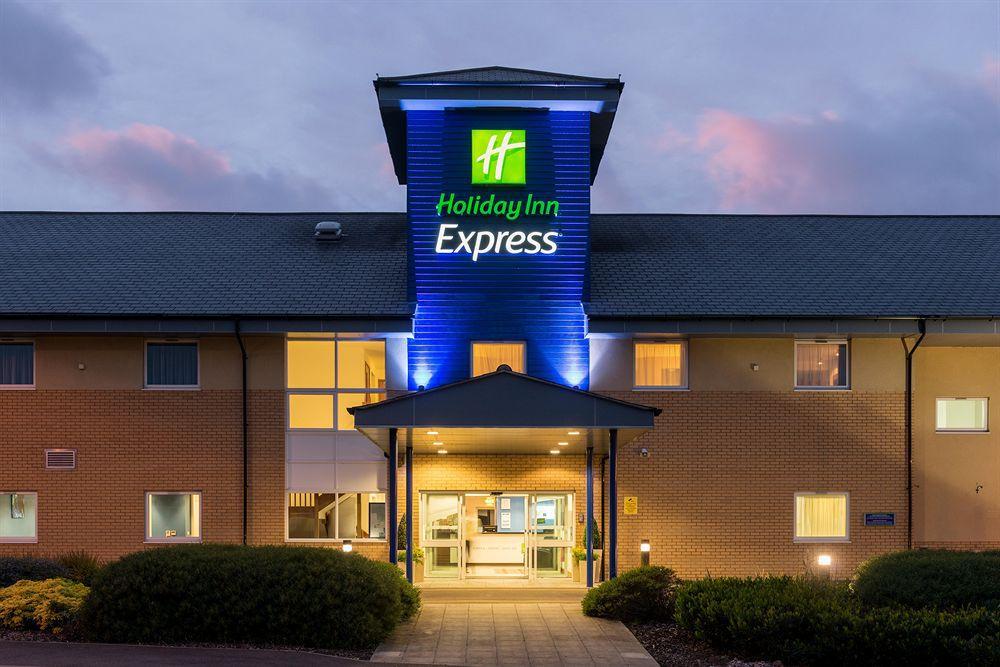 Holiday Inn Express Braintree By Ihg Kültér fotó