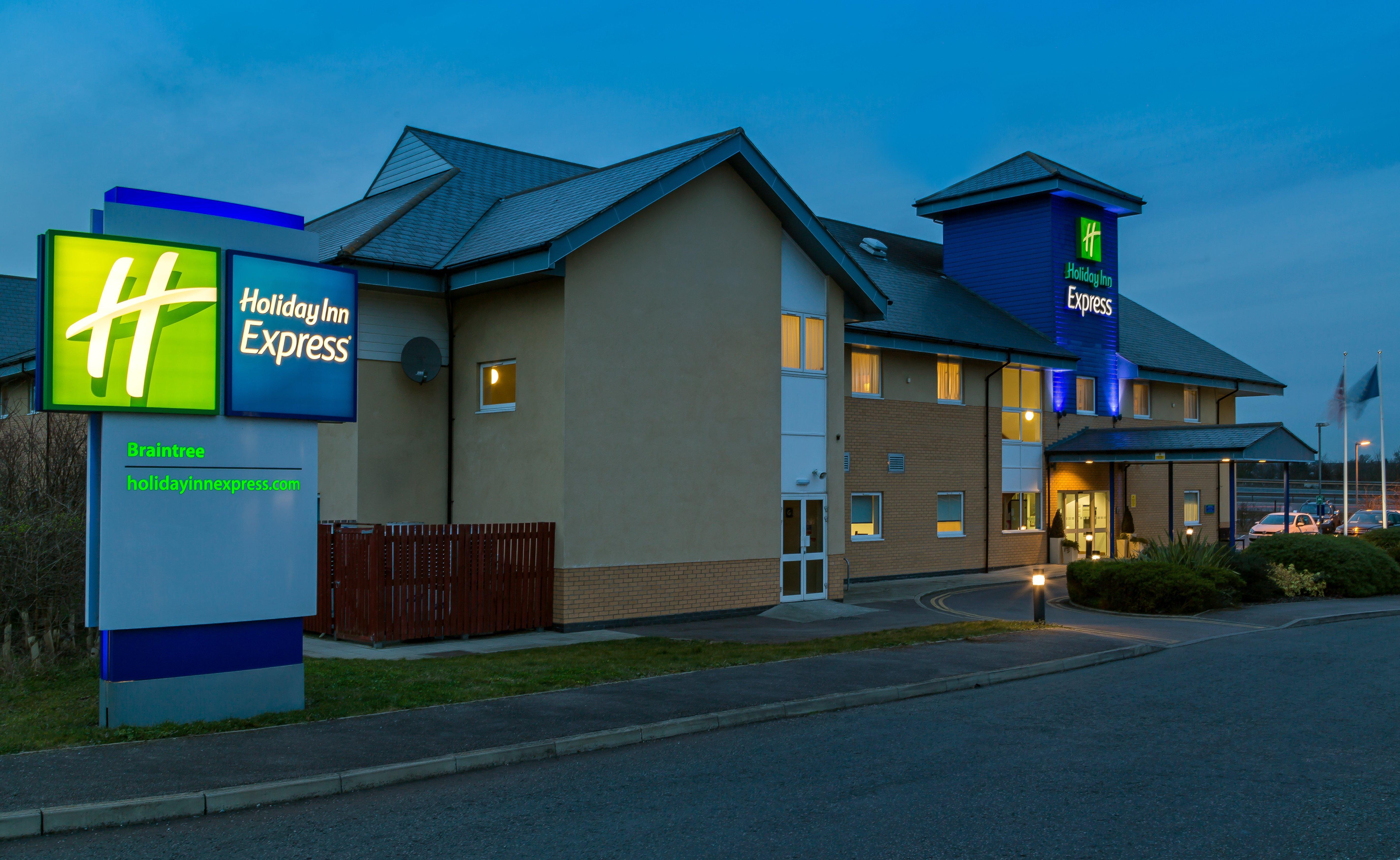 Holiday Inn Express Braintree By Ihg Kültér fotó