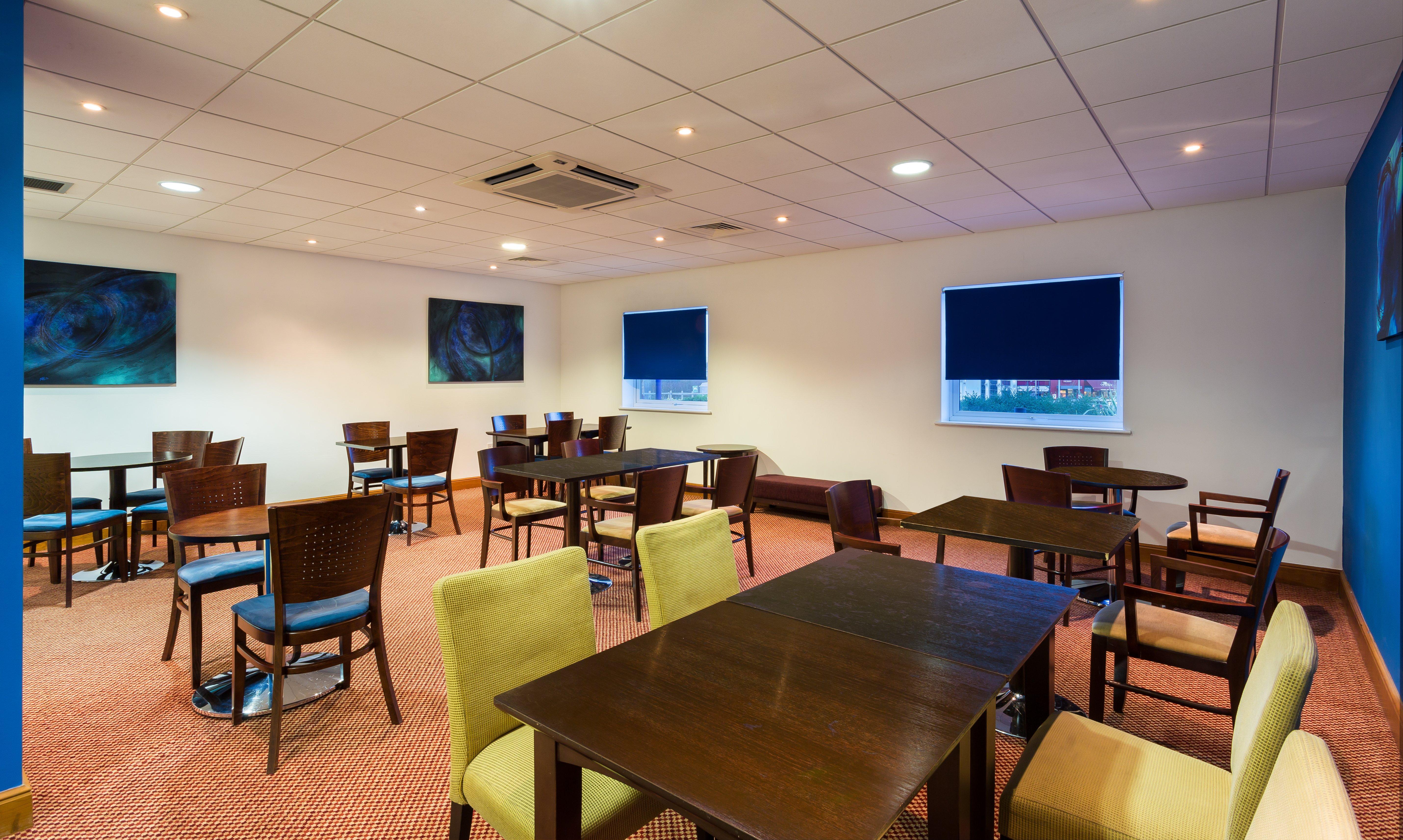 Holiday Inn Express Braintree By Ihg Kültér fotó
